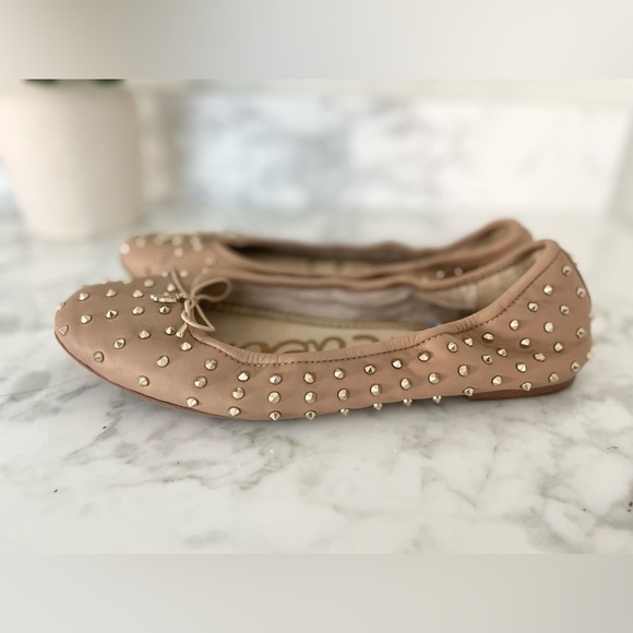 Sam Edelman Felicia Rockstud Ballet Flats Beige Studded Fanly Preppy - Picture 9 of 10